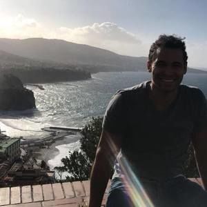 Meet your Posher, Nieco